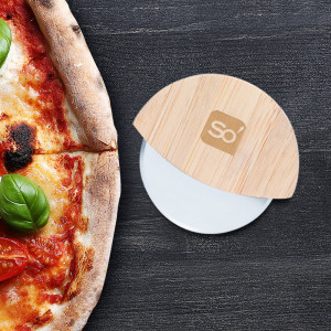 Roulette à pizza en bambou et acier