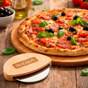 Roulette à pizza en bambou et acier